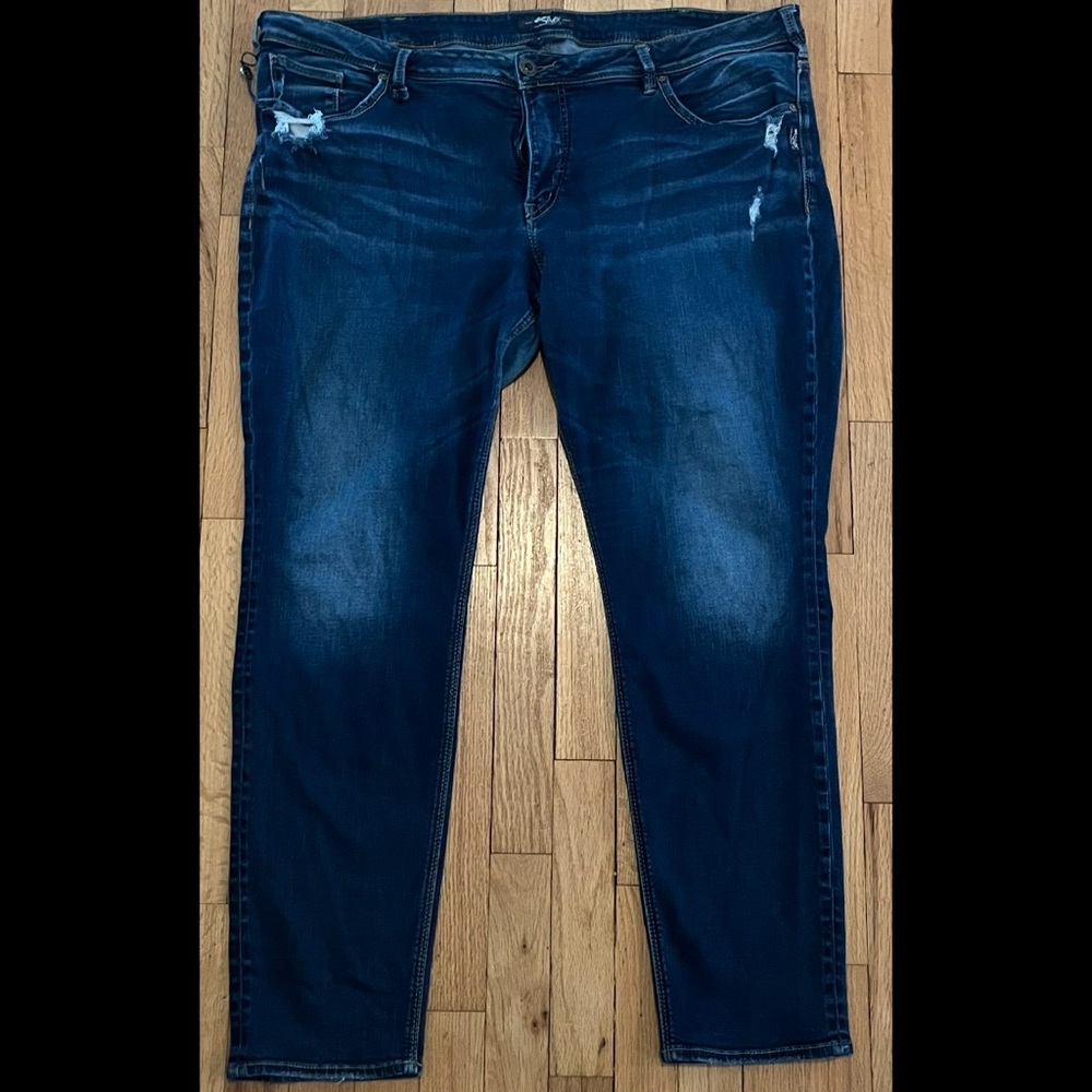Plus Size Dark Blue Silver Jeans Size 24